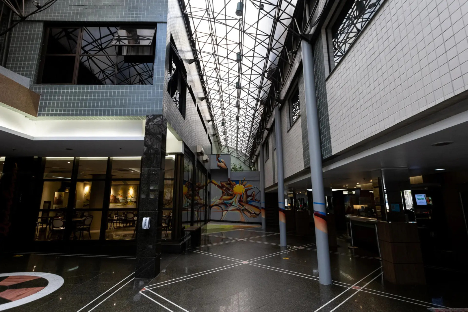 Master Porto Alegre Hotel - Av Carlos Gomes, Proximo Consulado Americano