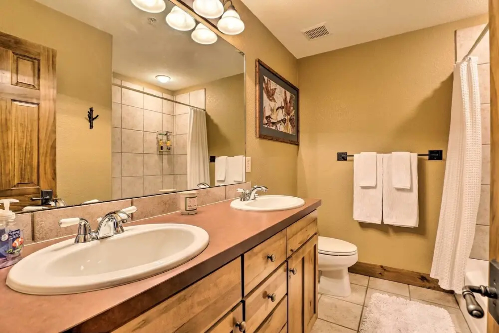 2-story Condo w/ Mtn View, Steps to Ski Lift!