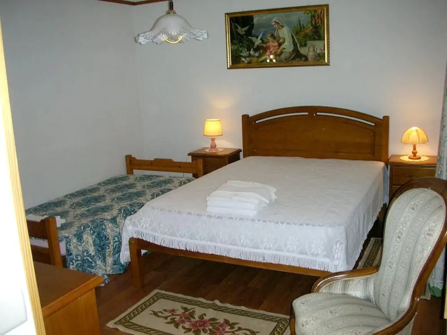 Villa With 2 Bedrooms in Pedraça, With Wonderful Mountain View, Shared Pool, Enclosed Garden