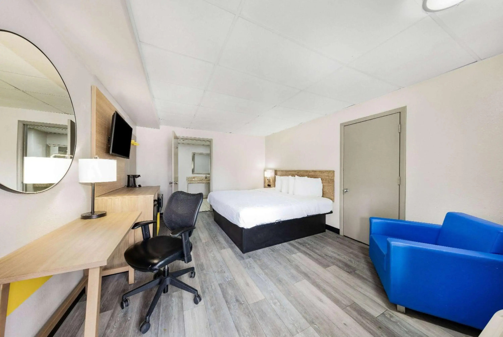 Studio 6 Mojave, CA - Airport