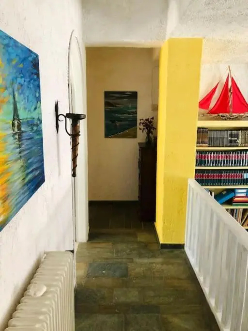 ΝΙRΑSΤΕRΟ - The house in the trees