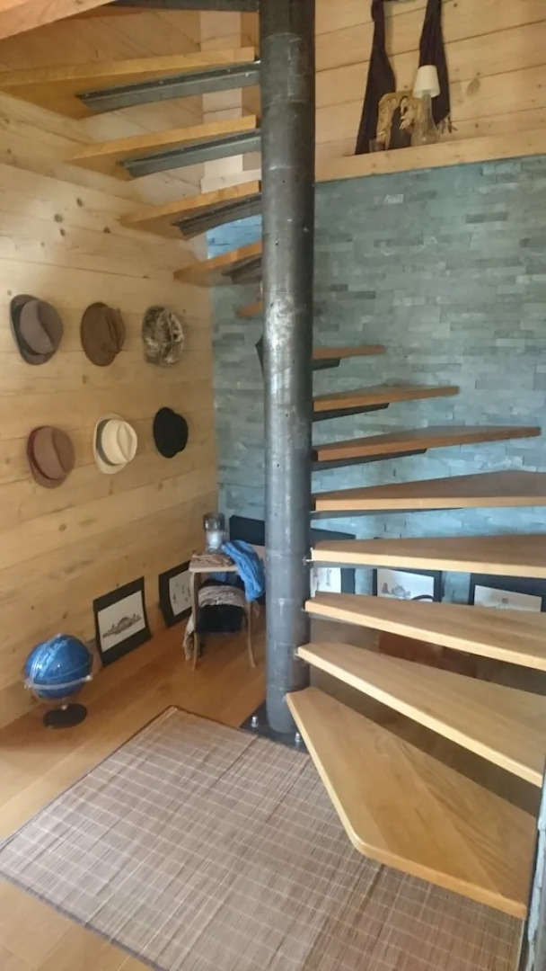 LOYEHILL Chalet. Swiss Alps Escape