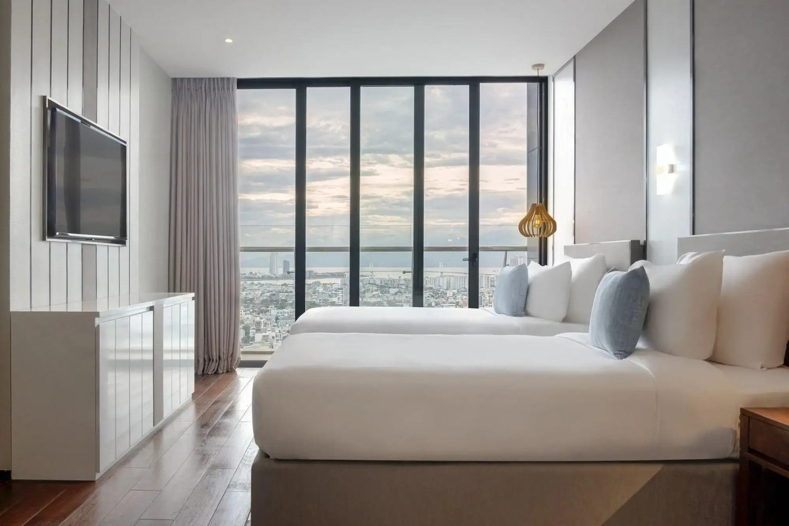 Prince Hotel Da Nang (Formerly Sel de Mer Hotel & Suites)