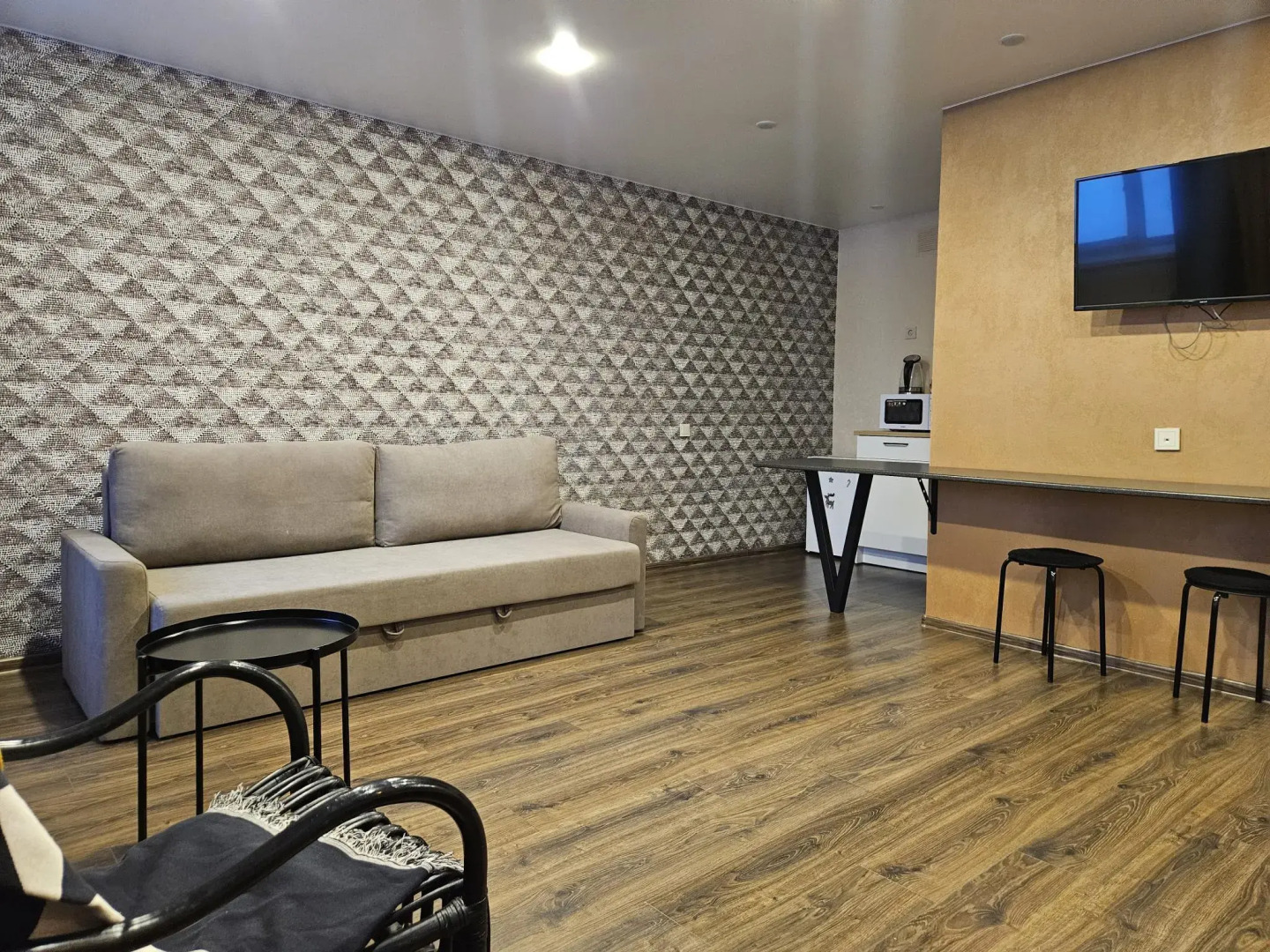 Home Hotel (Хоум Хотел)