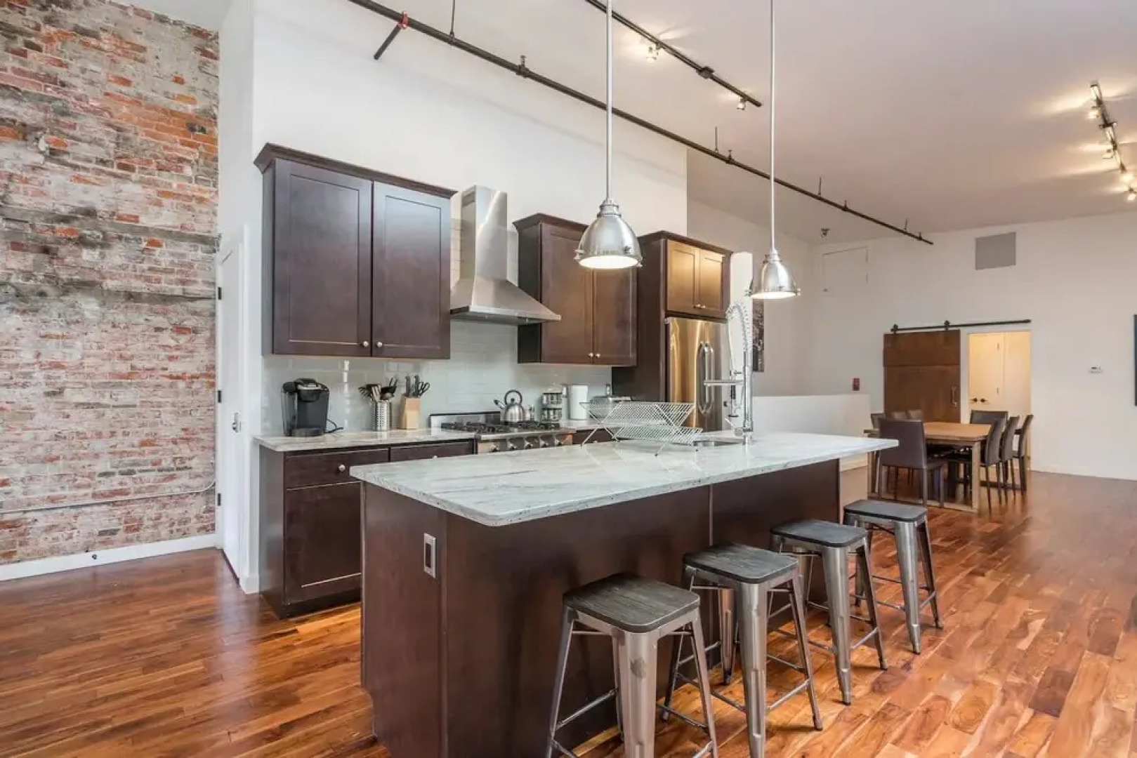 PRISTINE 3 BR Million-Dollar Loft