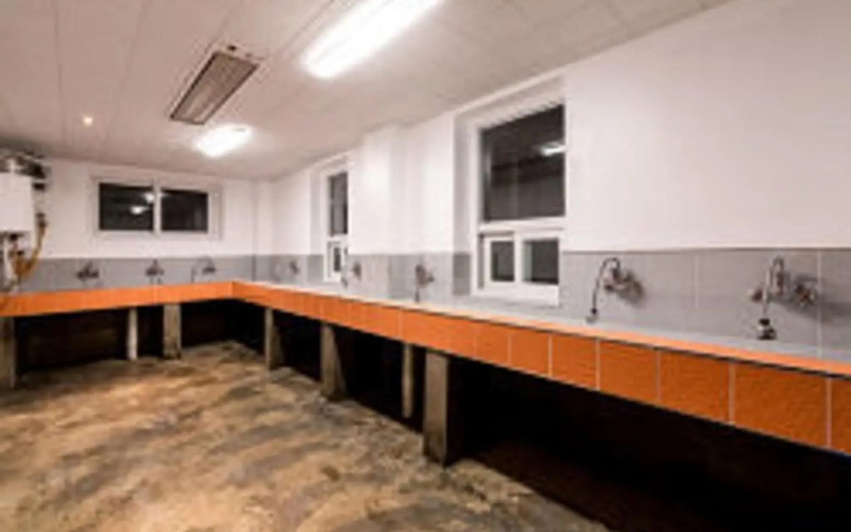 Muju Ppalgangchima Resort Glamping