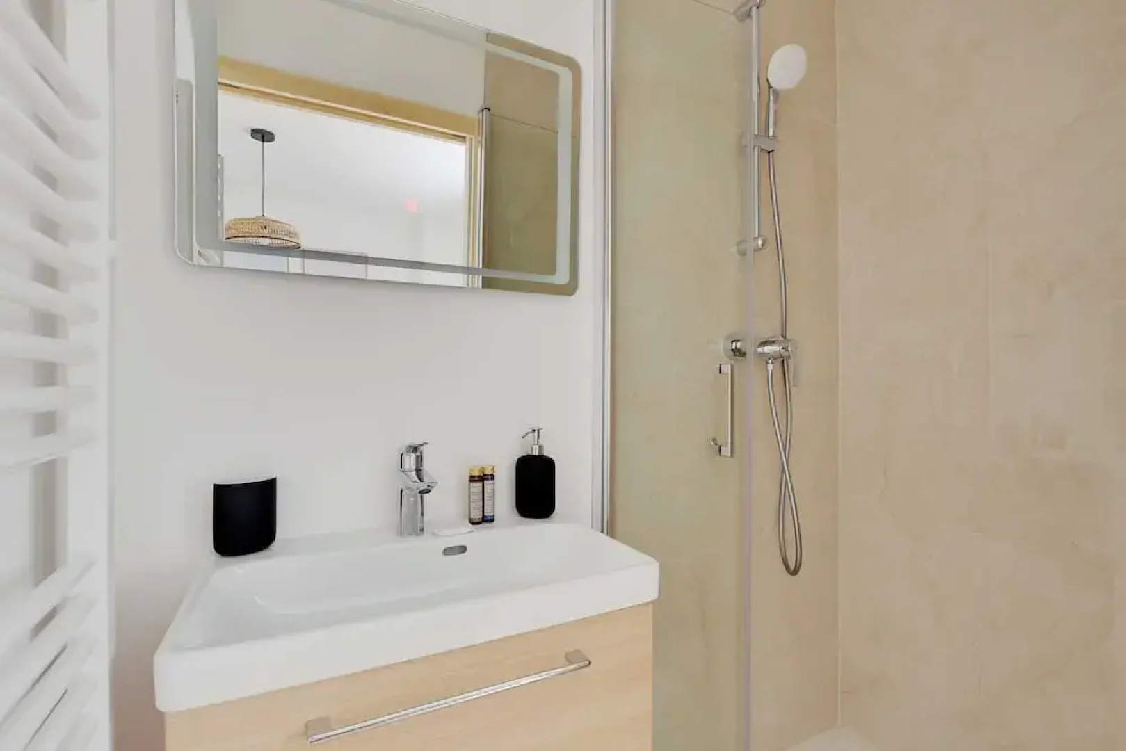 Chic Duplex With Rooftop -3bd/6p- Nogent-sur-marne