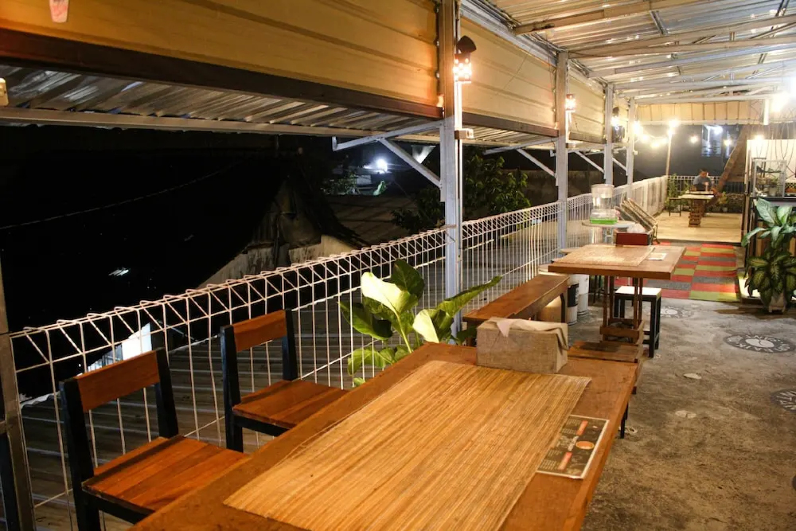 Santana Guest House by OYO Rooms