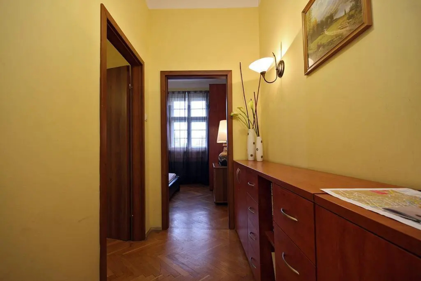 24W Apartments Rynek