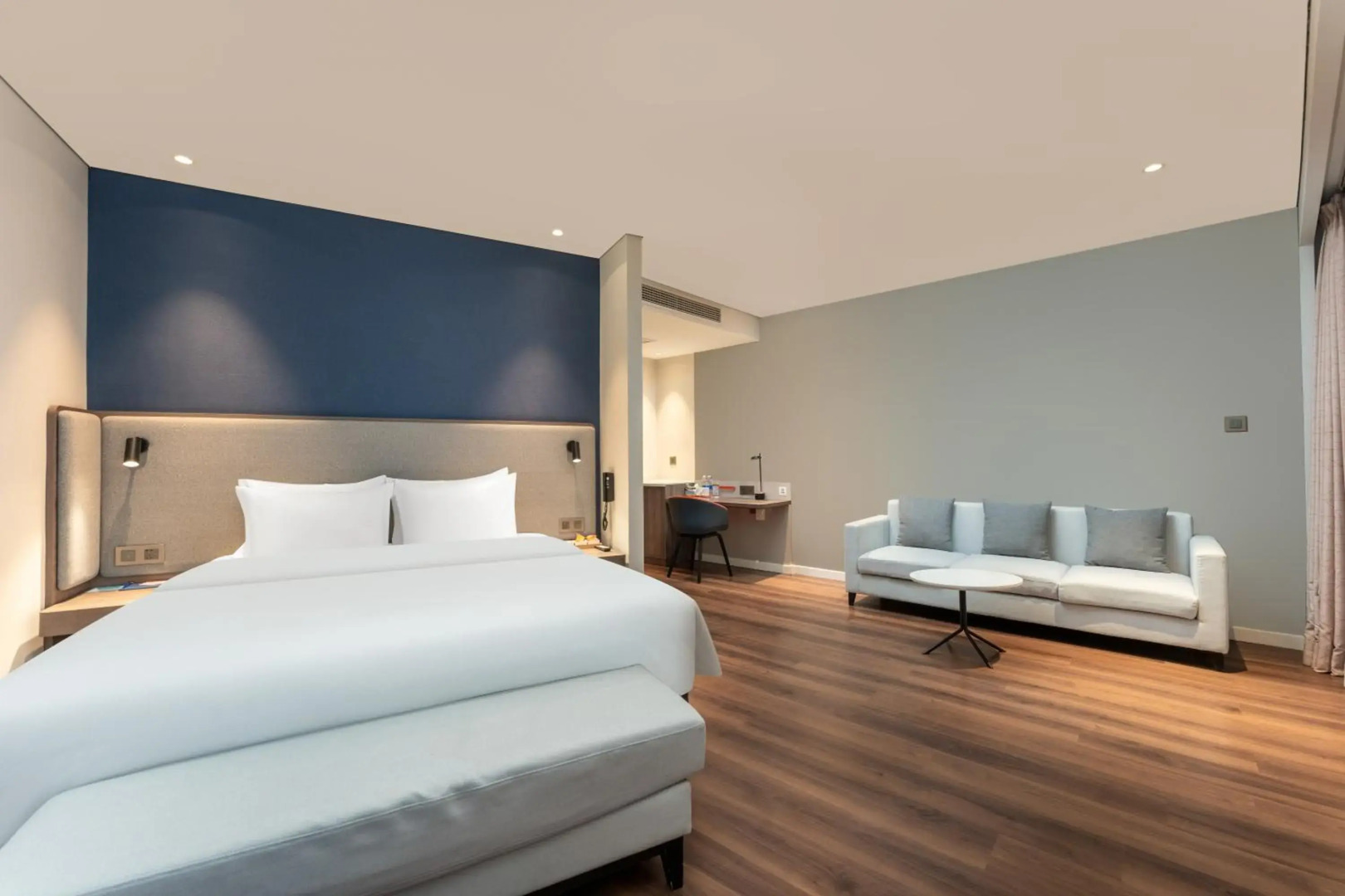 Holiday Inn Express Yichang Riverside by IHG