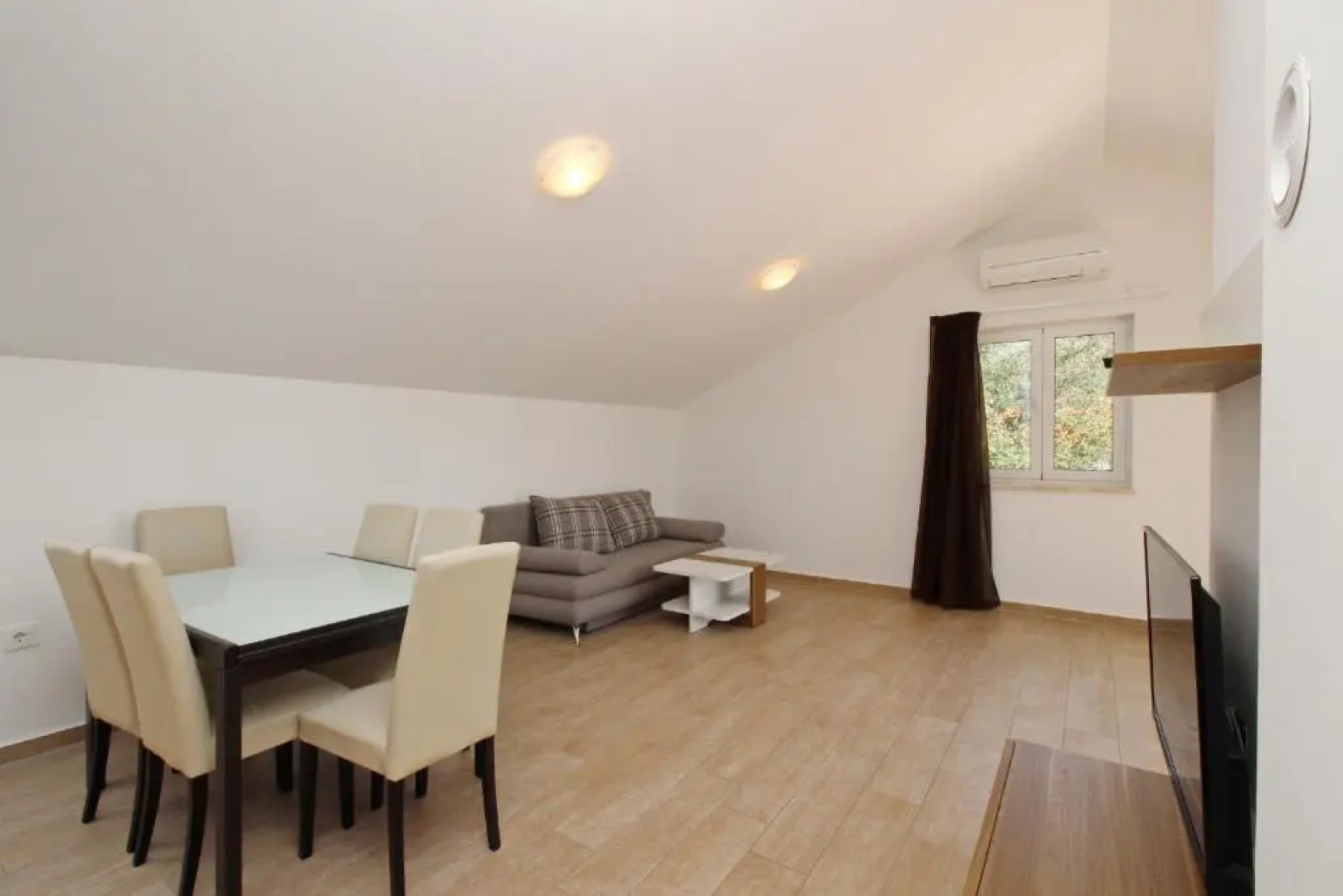 Apartments Smojver Stipe