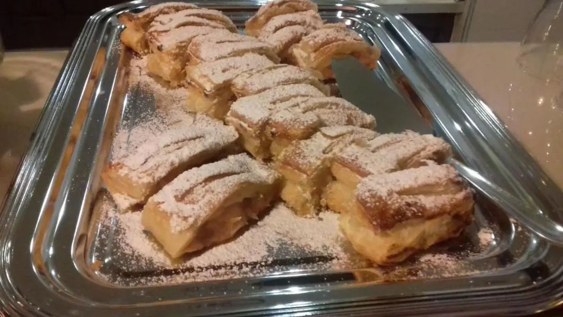 Adler Hotel és Étterem