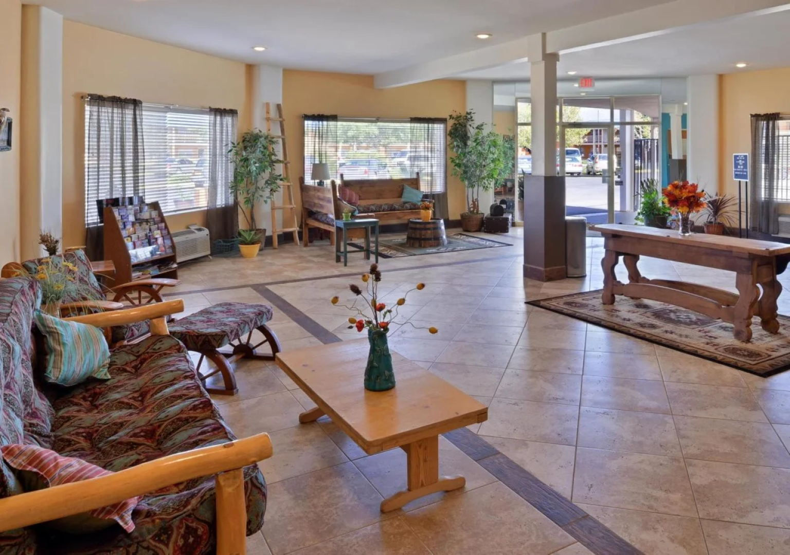 The Classic Desert Aire Hotel