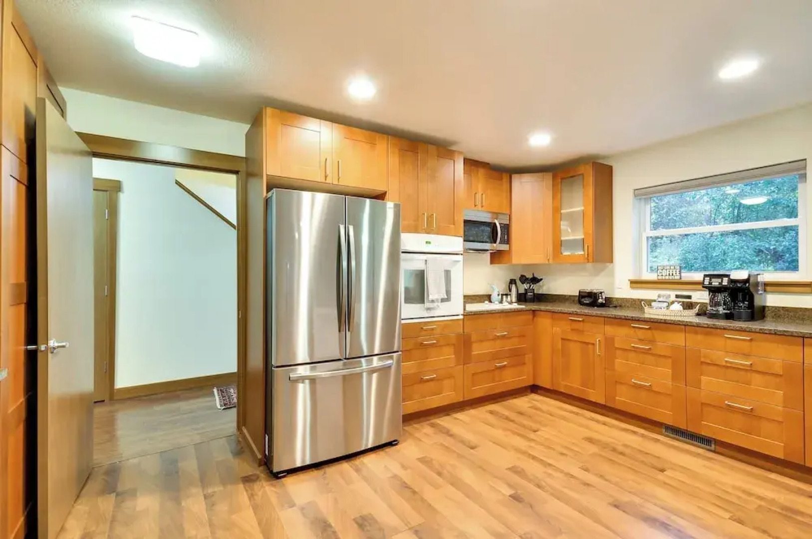 Dog-friendly Milwaukie Home: 9 Mi to Dtwn Portland