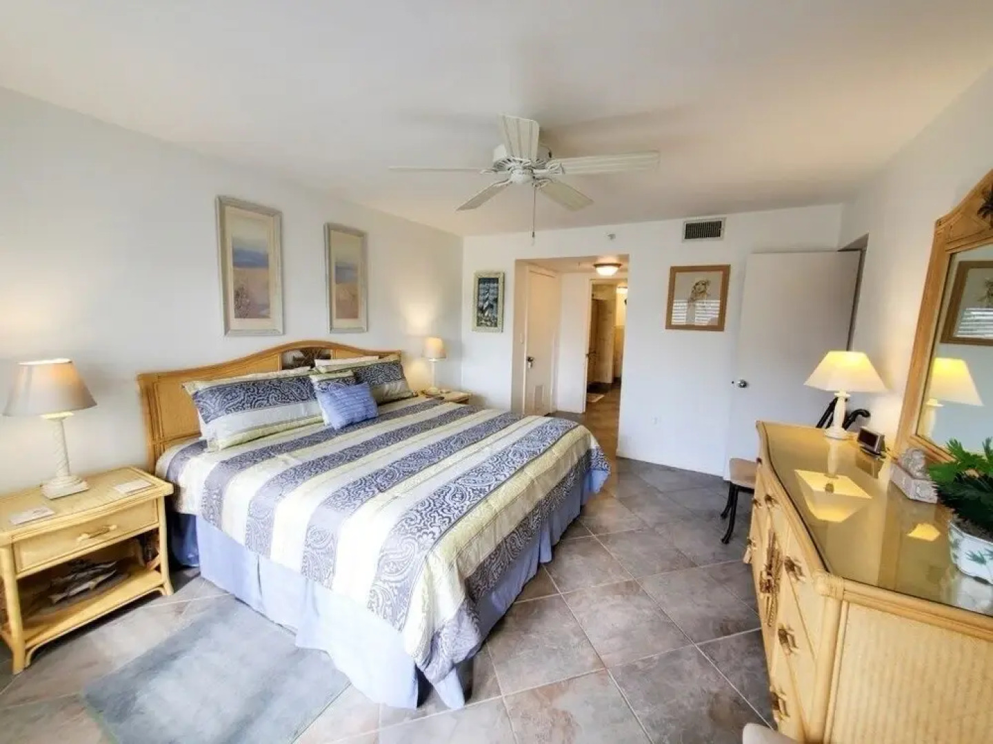 Santa Maria Harbour Resort 302