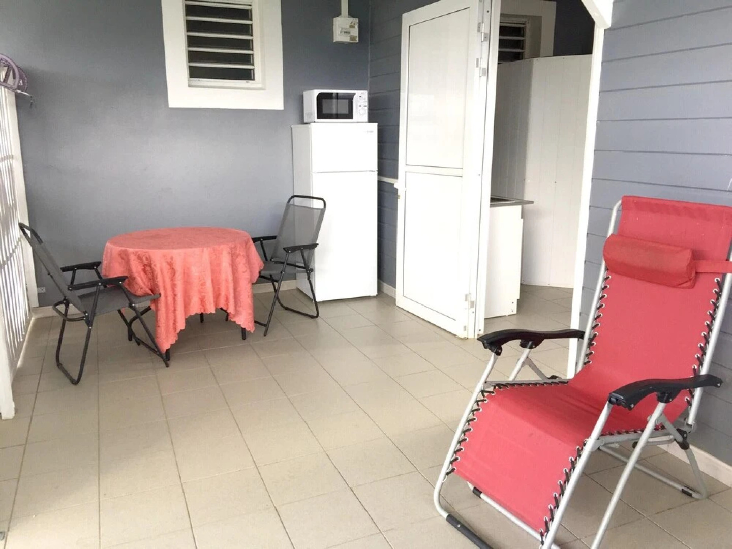 Studio in Baie Mahault, With Private Pool, Furnished Garden and Wifi