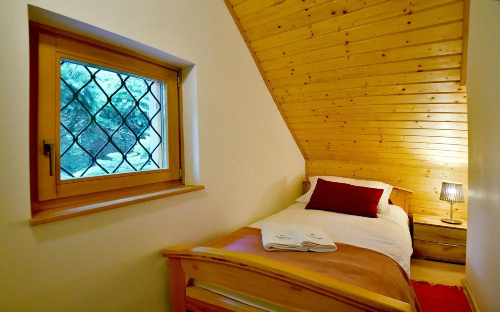 Sweet Stay Forest House