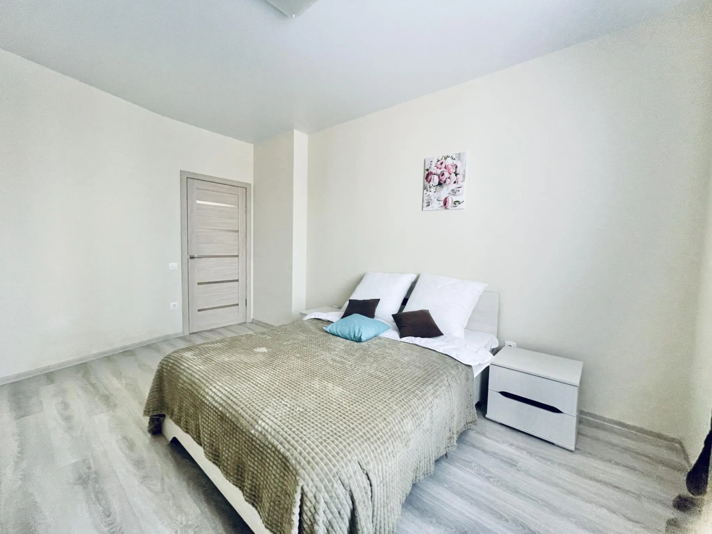 Vegas apartments (Вегас апартментс) на улице Маршала Баграмяна, 1
