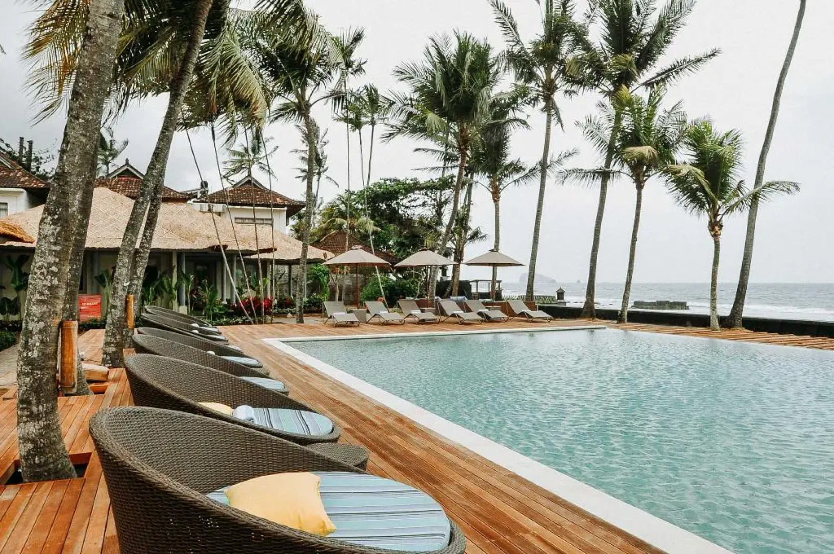 Nirwana Beach & Resort