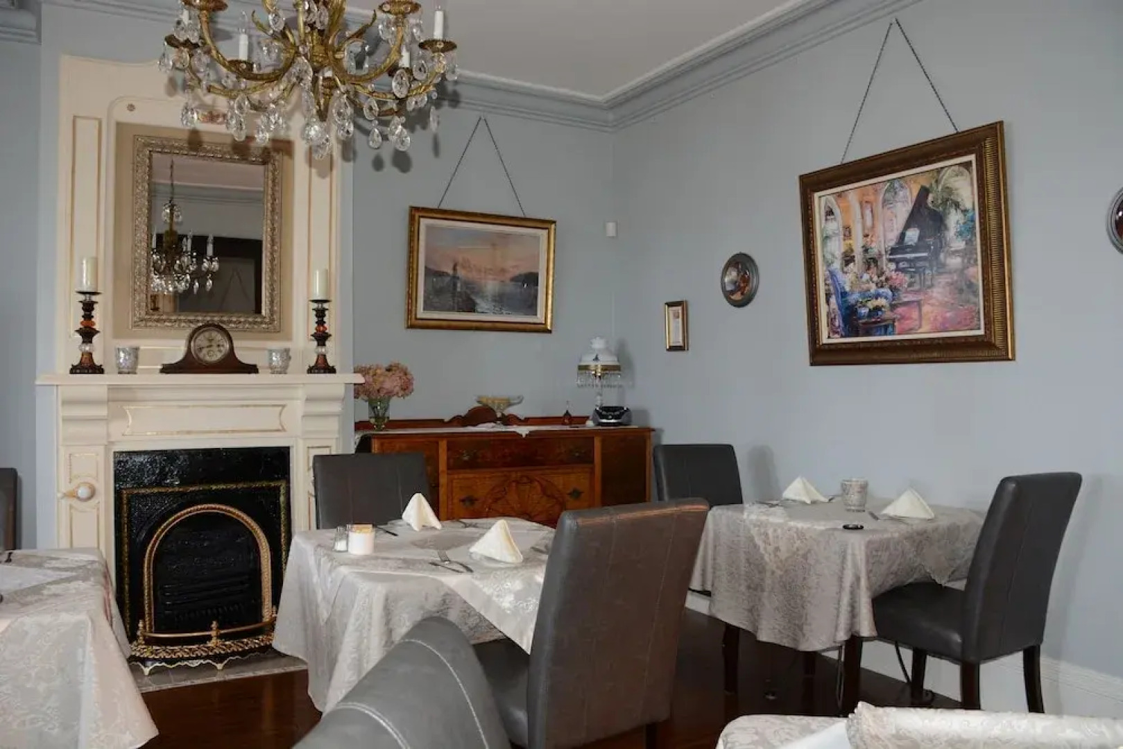 Rose Manor Inn B & B