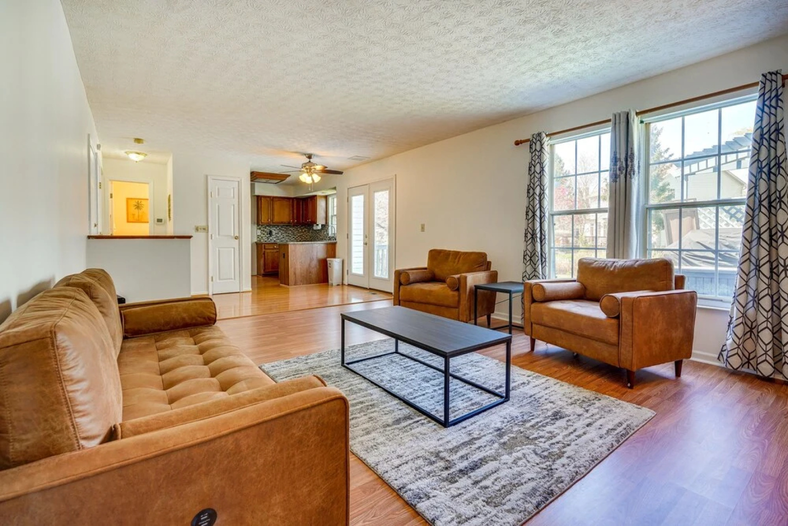 Spacious Home w/ Deck - 9 Mi to Downtown Columbus