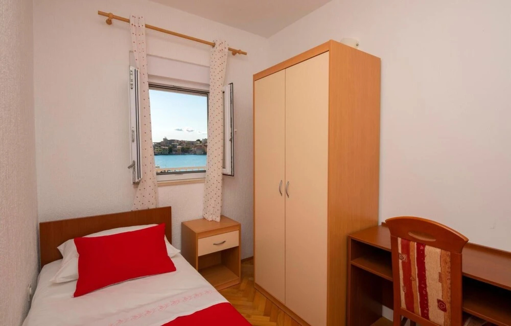 Amazing Apartment in Igrane With 2 Bedrooms and Wifi