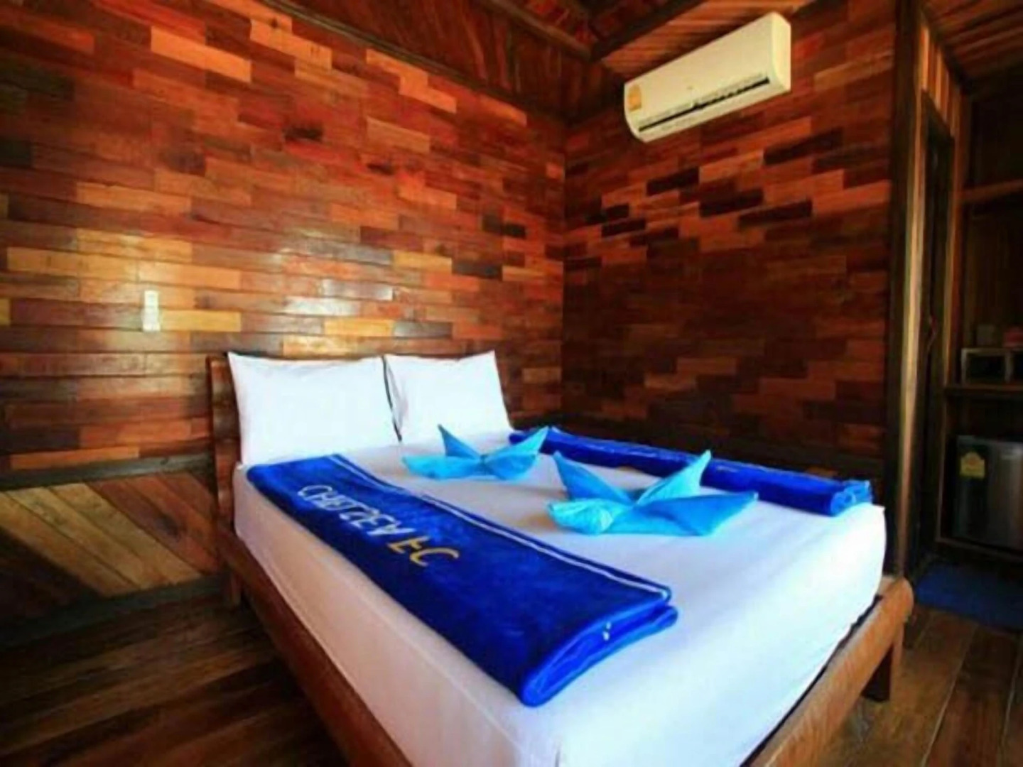 Phi Phi Sand Sea View Resort