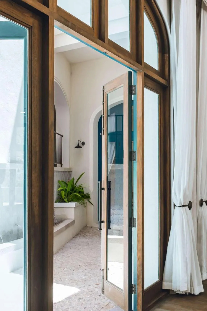 Santarena Hotel at Las Catalinas