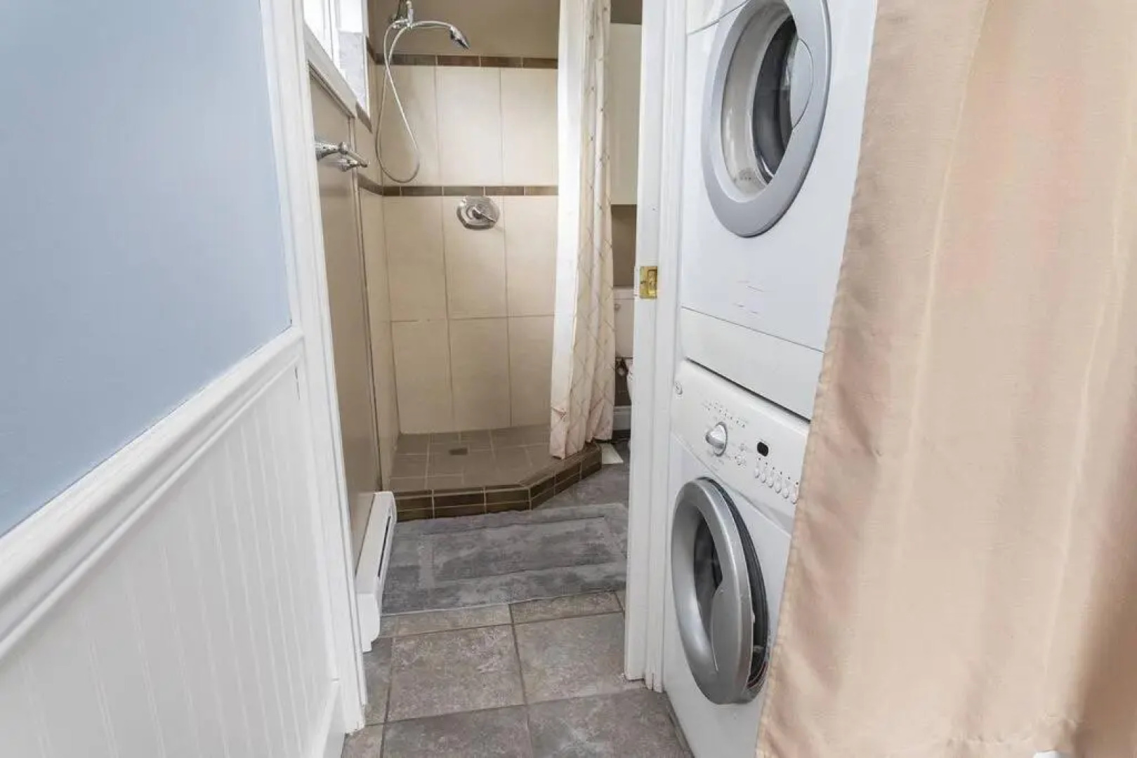 Downtown Whitehorse Apartment in Old Town