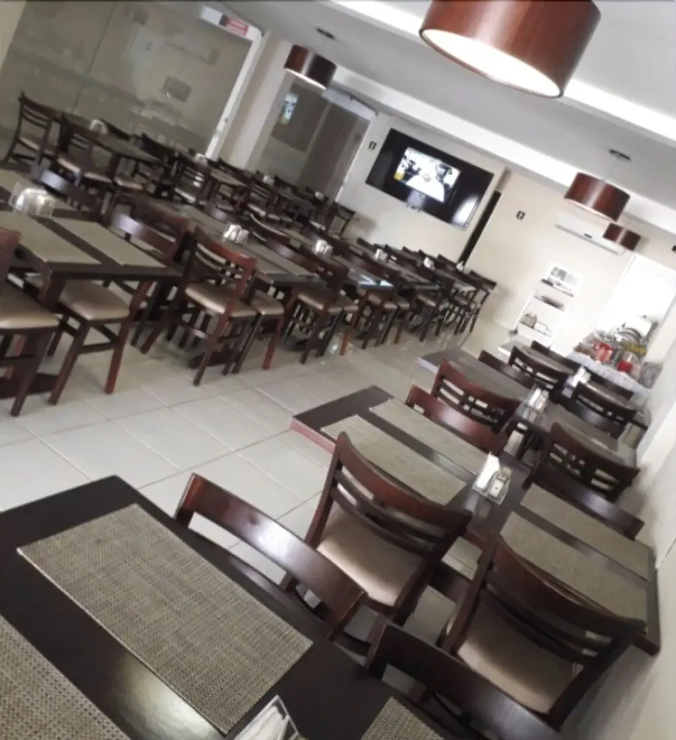 Avelan Plaza Hotel