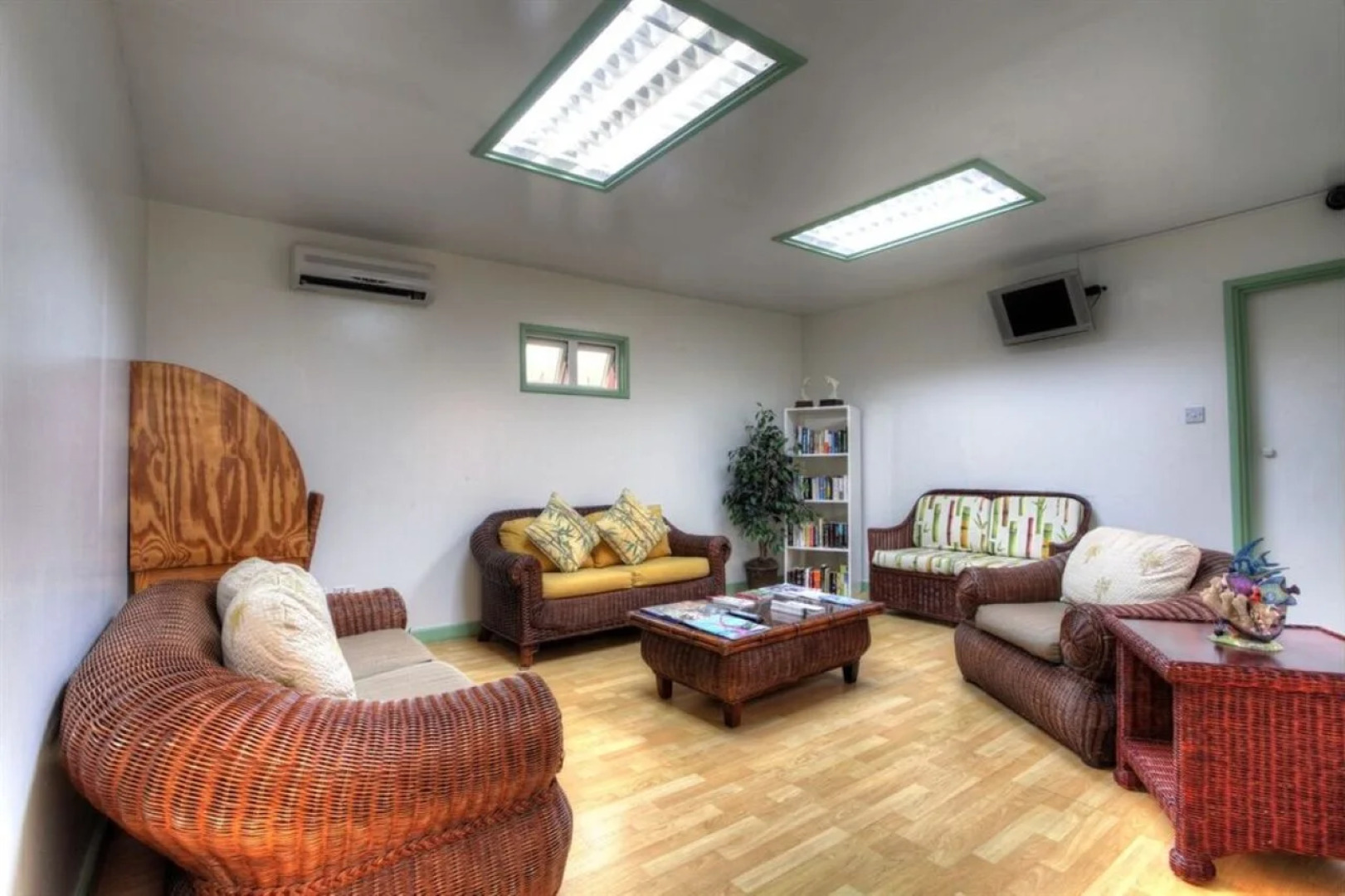 Worthing Court Apartment Hotel