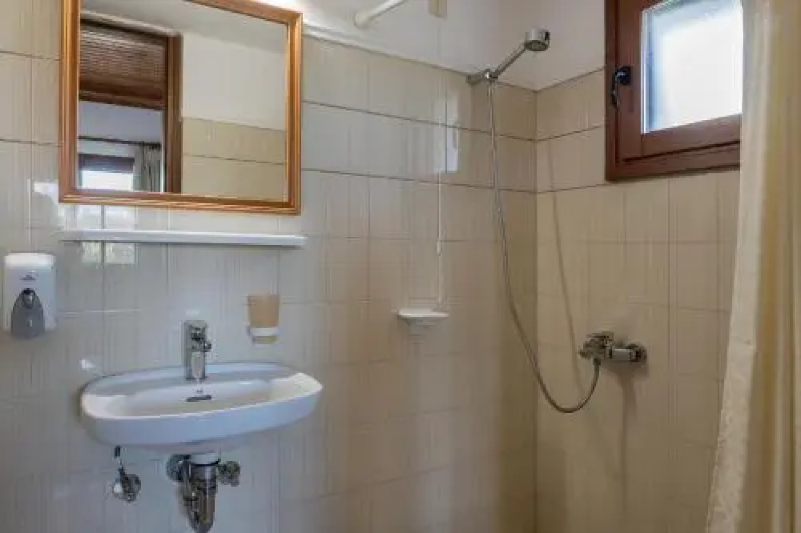 Androulakis Apartments