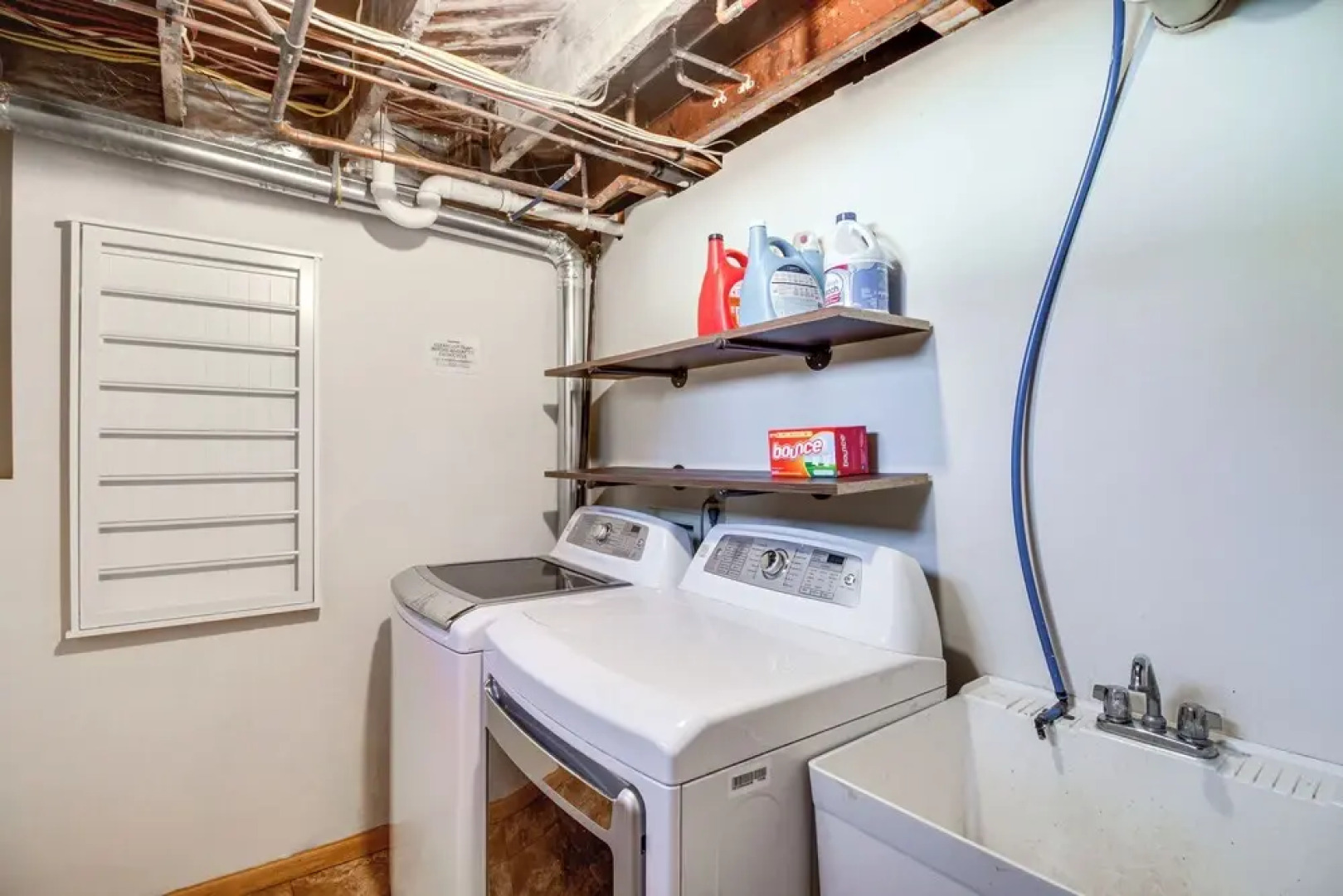 Spacious Detroit Lakes Home: Walk to Downtown!