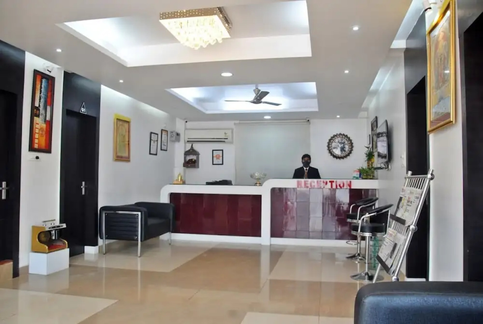 Hotel FrontLine Residency Patna