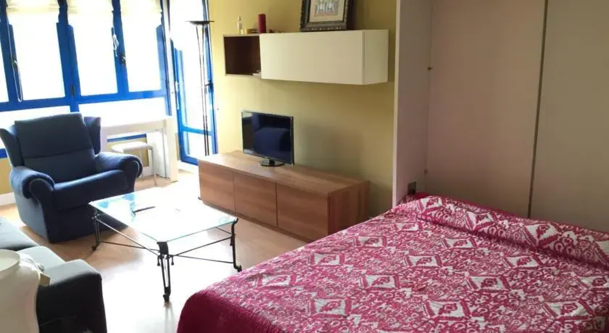 Itzurun Gain - Basque Stay