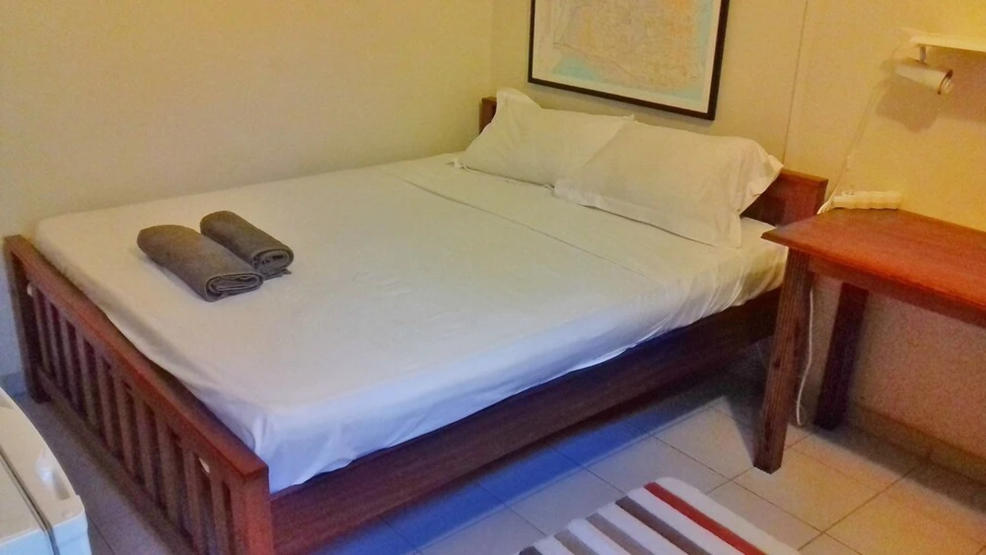Marien Ngouabi serviced T0 Chalet