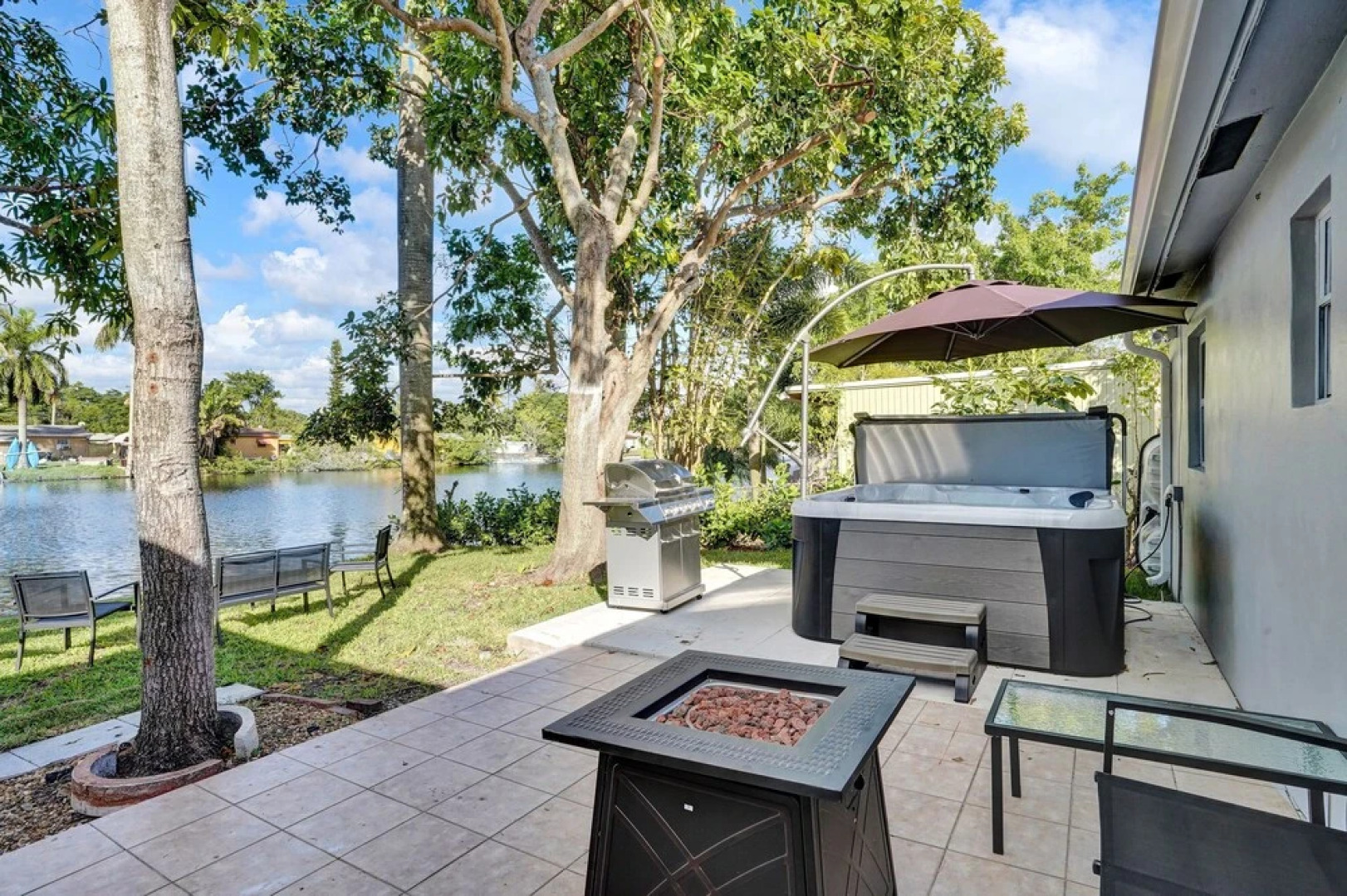 Waterfront Newly Renovated 4 BR Home