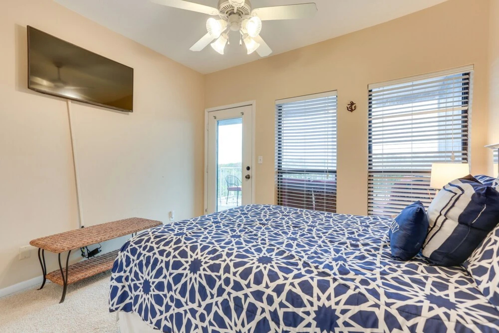 Pet-friendly Pottsboro Townhome w/ Lake Access!