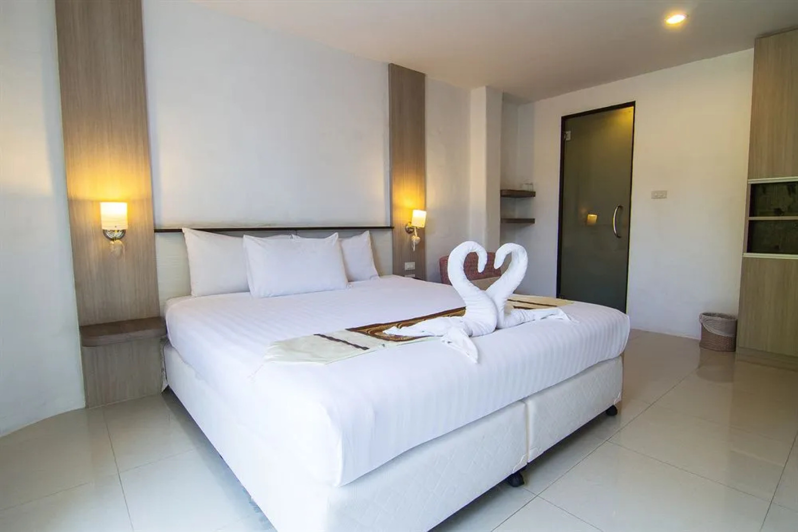 Good Night Cha-am Minitel