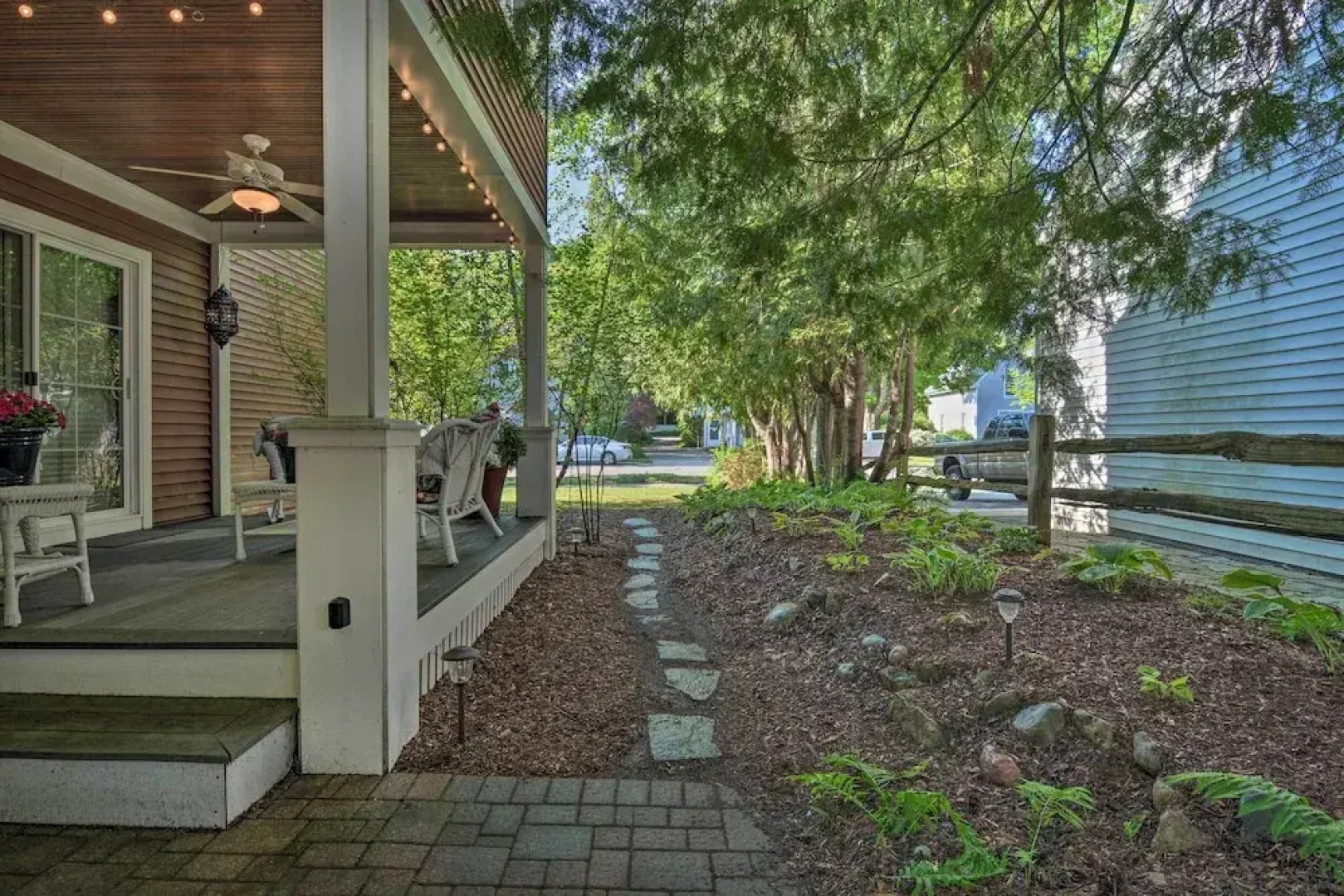 Northwest Michigan Duplex: 1/2 Mi to Lake Michigan