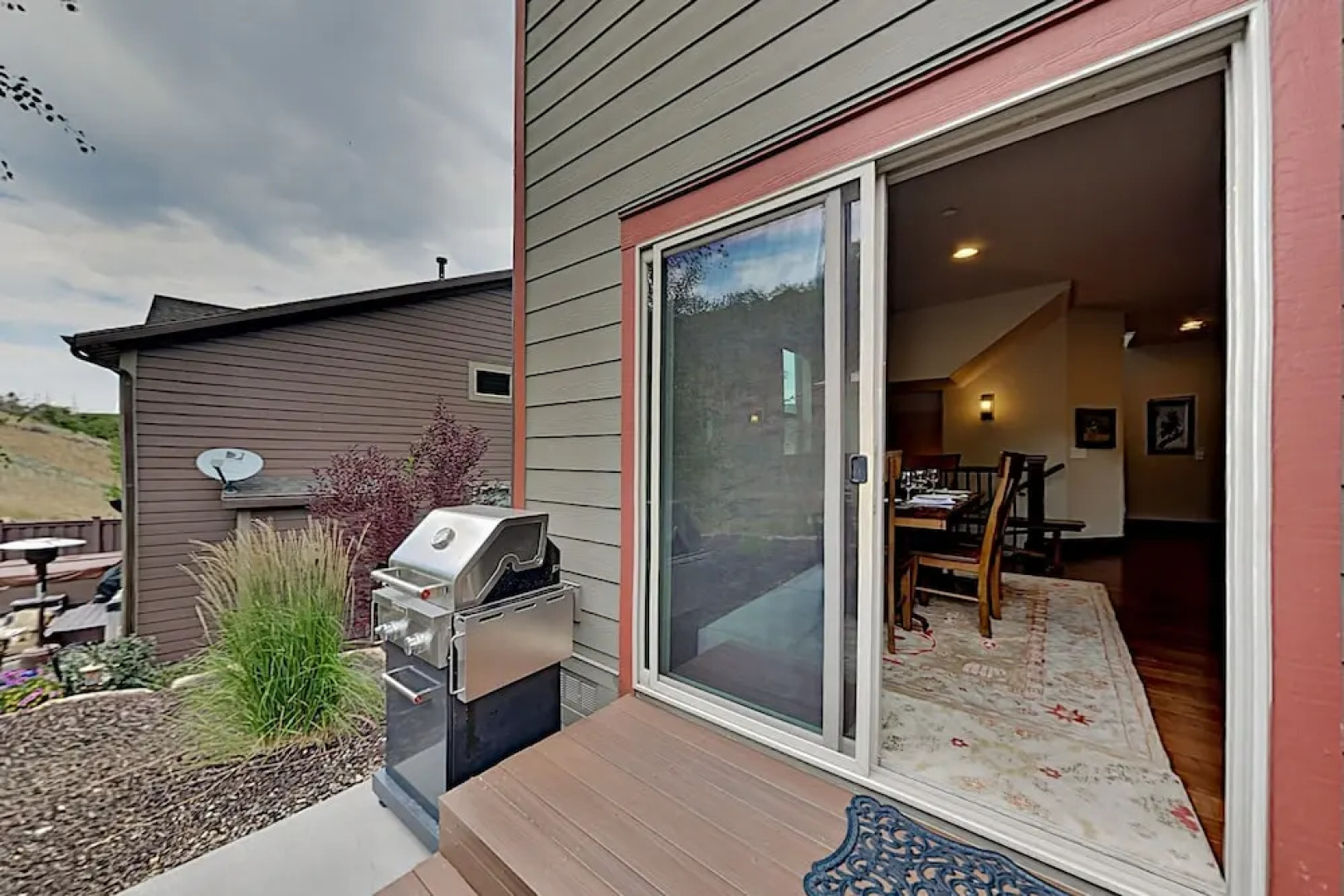 999wabig 4 Bedroom Home