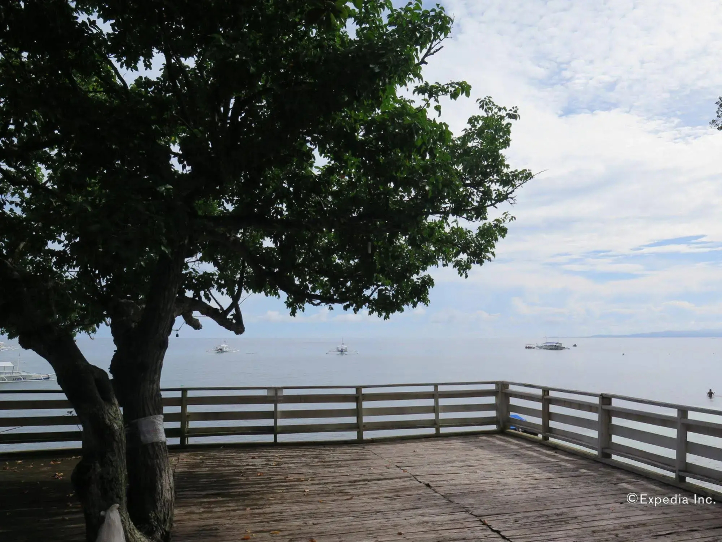 Kalipayan Beach Resort