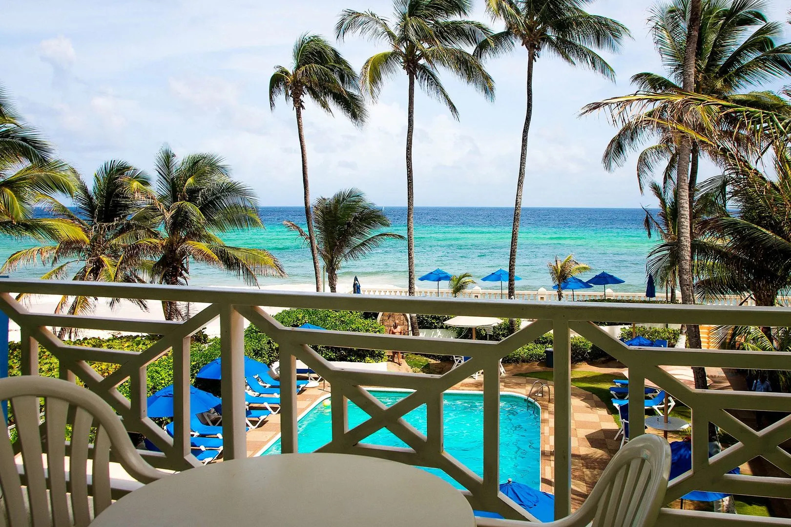 Dover Beach Hotel