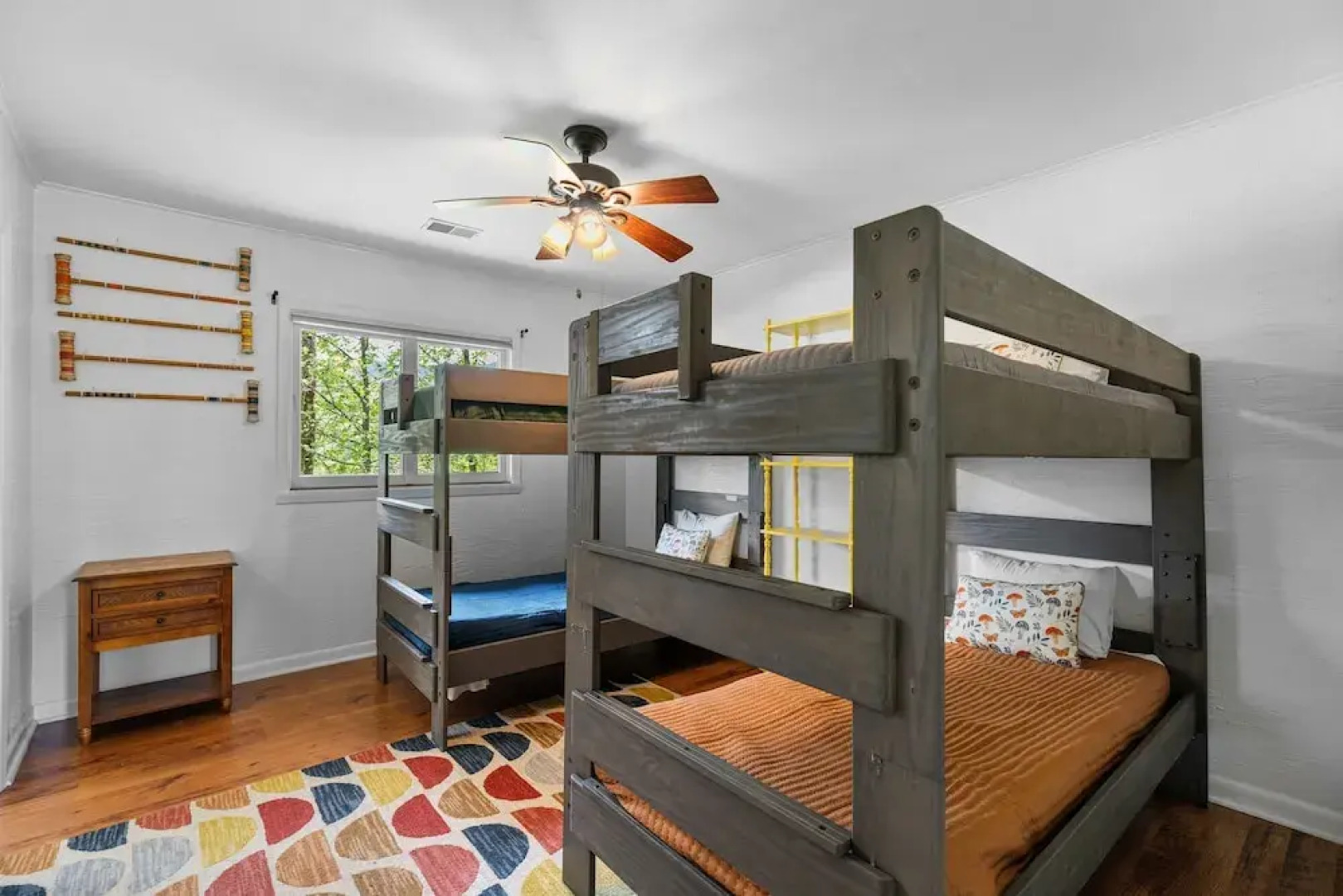 Cosby Mountain Lodge 4 Bedroom Home