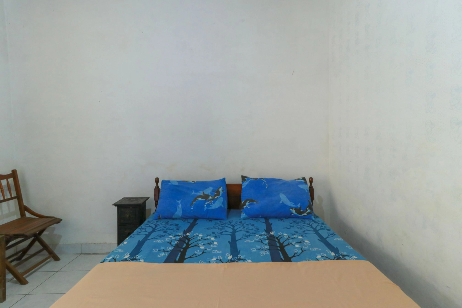 Hotel Tara Bar & Resto Air Sanih by ZUZU