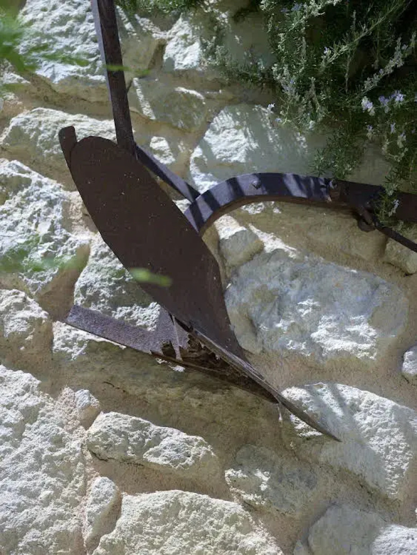 Petronikolis Traditional House