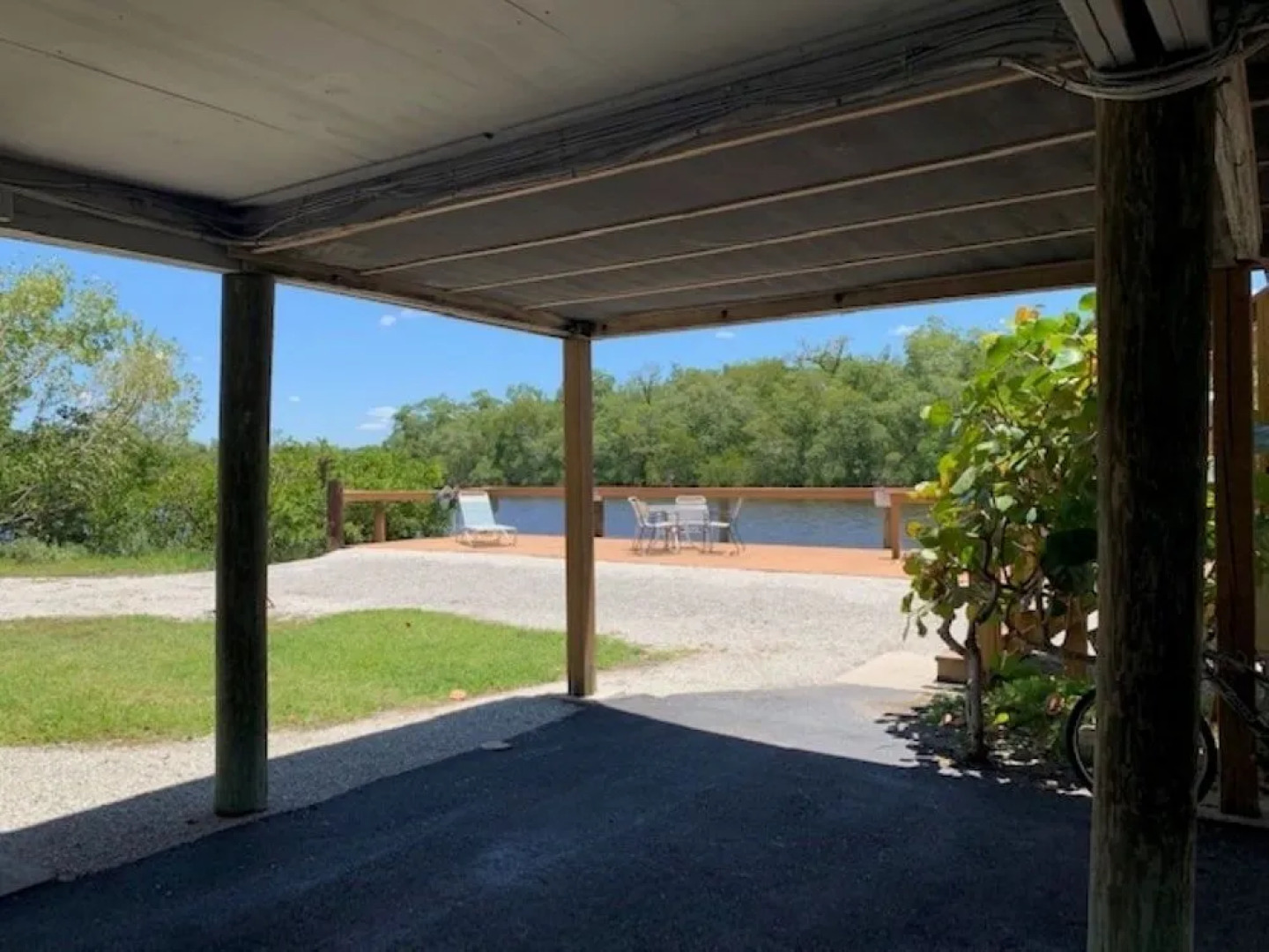 River Wilderness Waterfront Cabins