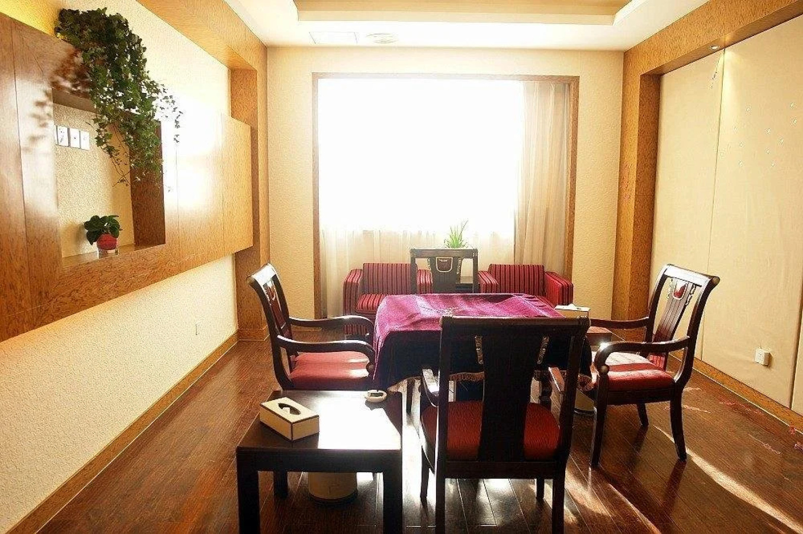 Nishi Haitai Hotel Luxury