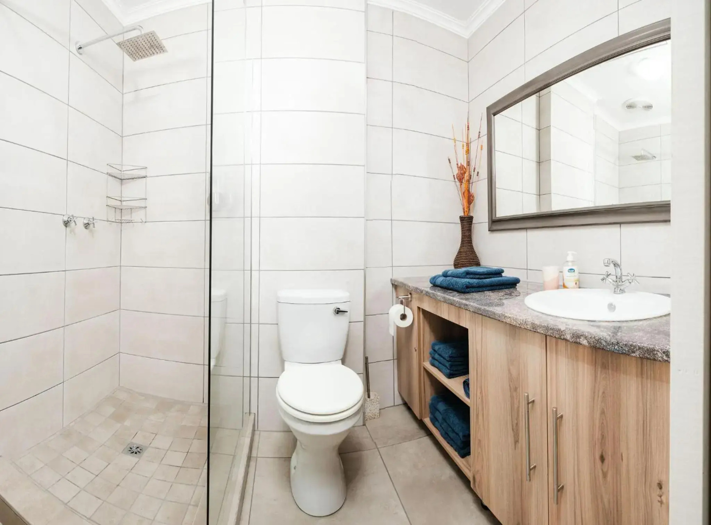 The Bridge 19 - Self Catering