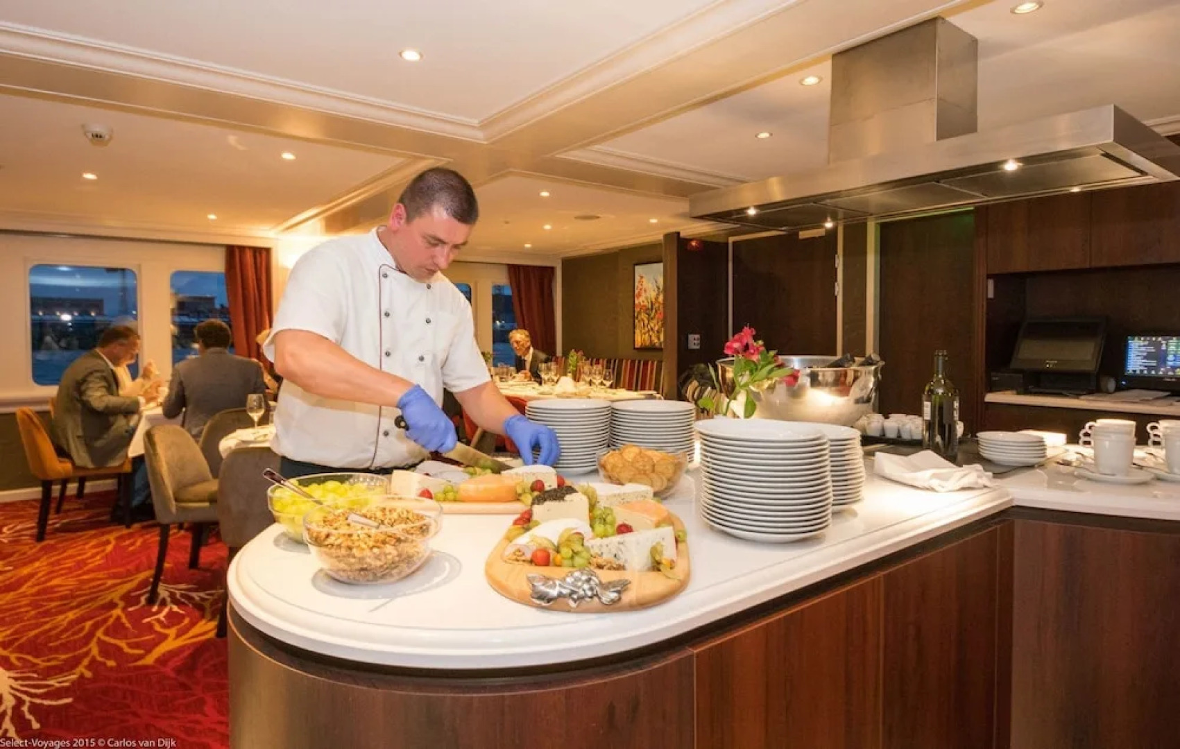 Hotelships Holland - MS Charles Dickens